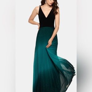 EUC Betsy & Adam Long V-Neck Pleated Glitter Ombre Dress